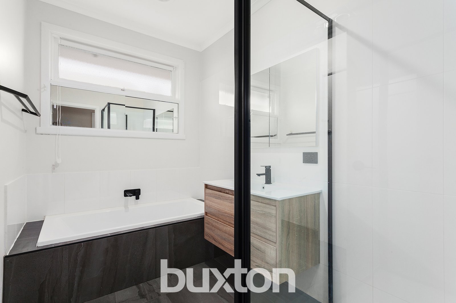 Gallery: 16 Albany Crescent