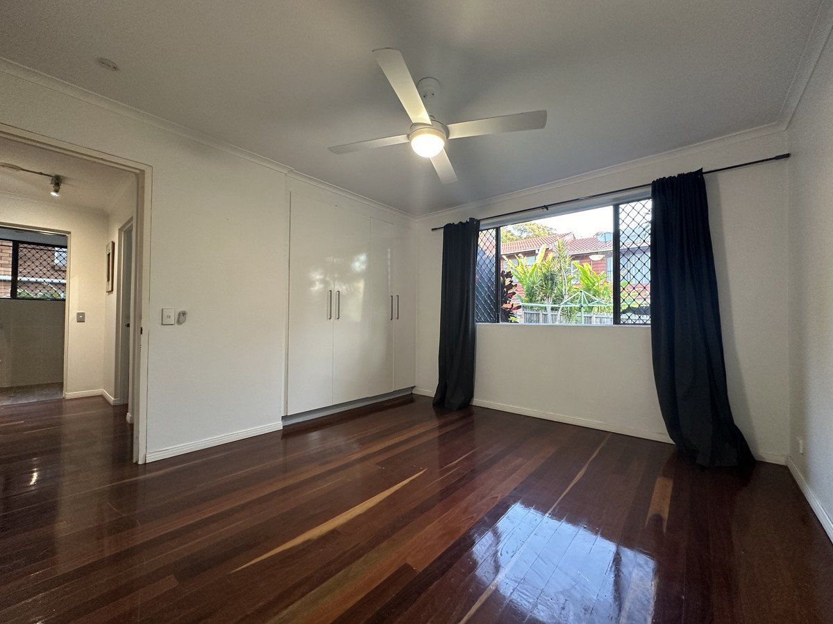 1/6 Albert Street Burleigh Heads 6