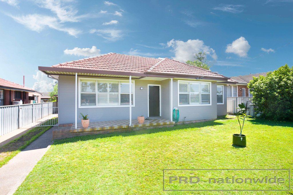 16 Alexandra Ave  RUTHERFORD 1