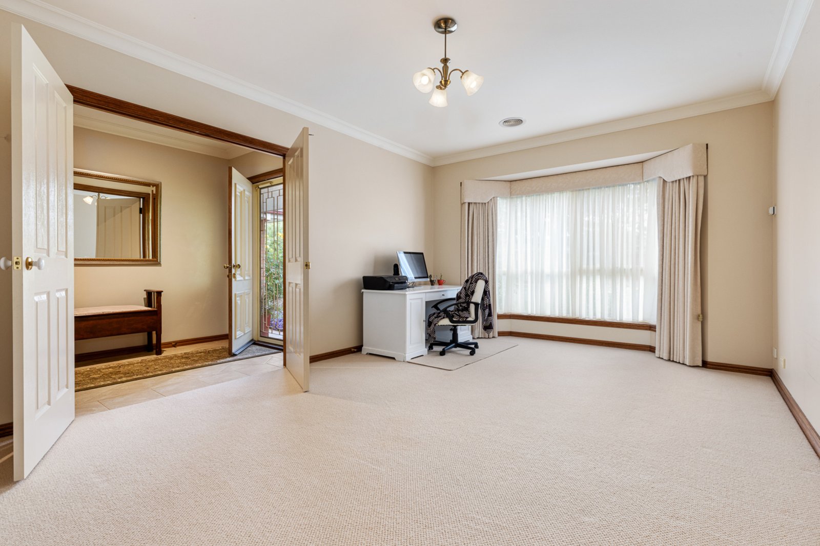 Gallery: 16 Alfredton Drive