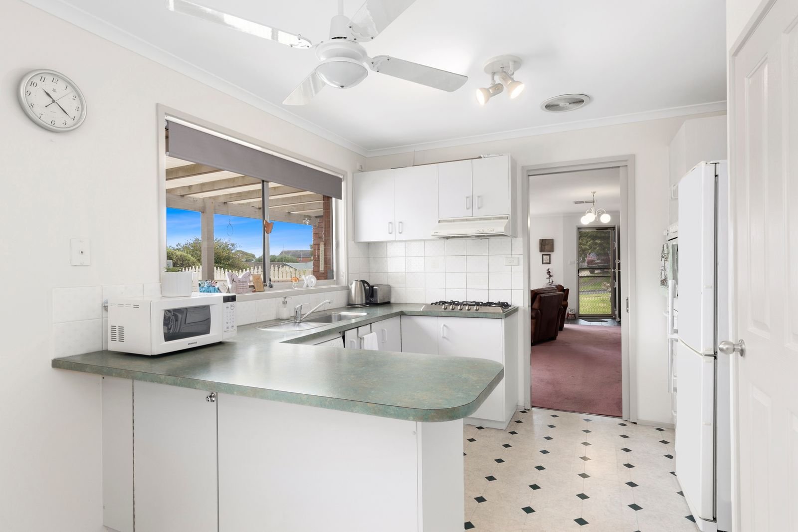 Gallery: 16 Allara Court