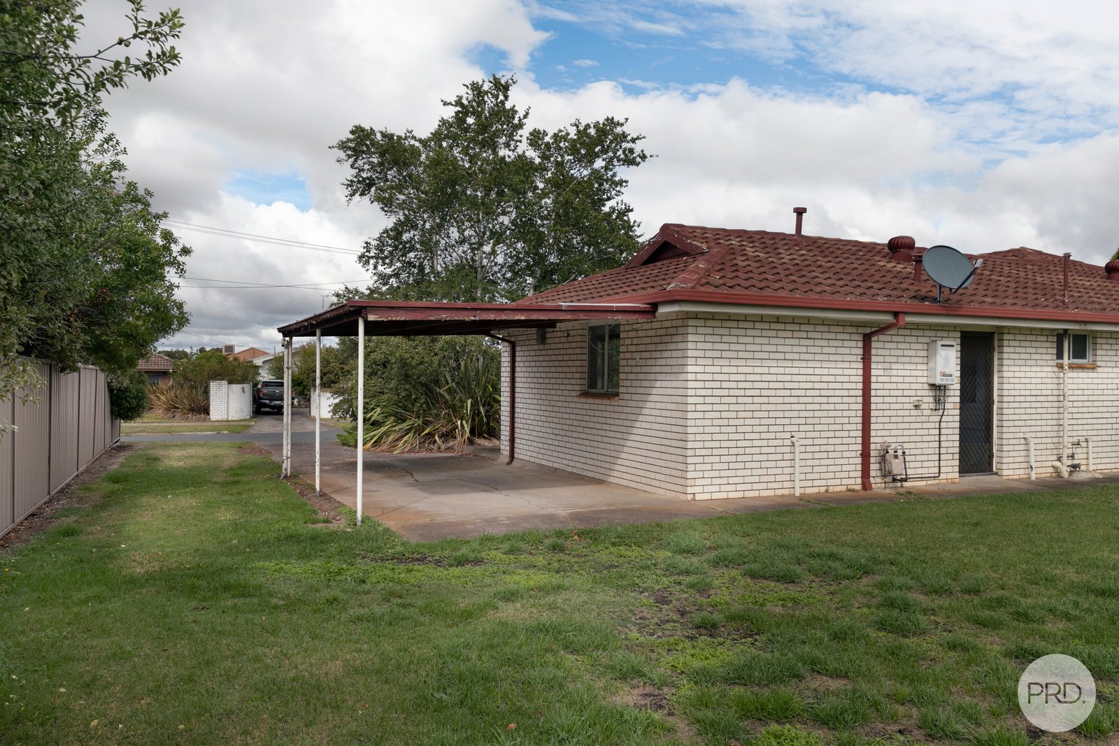 1/6 Aminya Avenue DELACOMBE 8