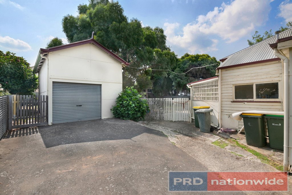 16 Anderson Street West  BALLARAT CENTRAL 9