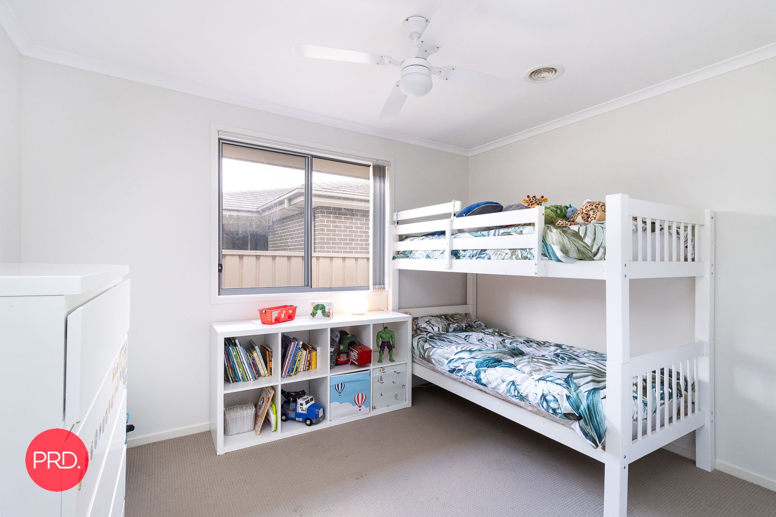 16 Angus Place BUNGENDORE 11