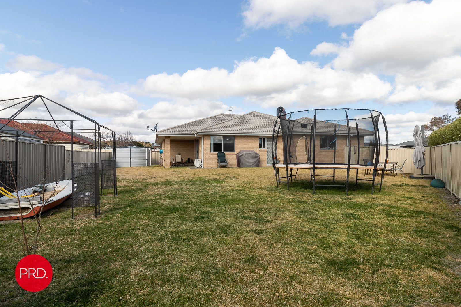 16 Angus Place BUNGENDORE 16
