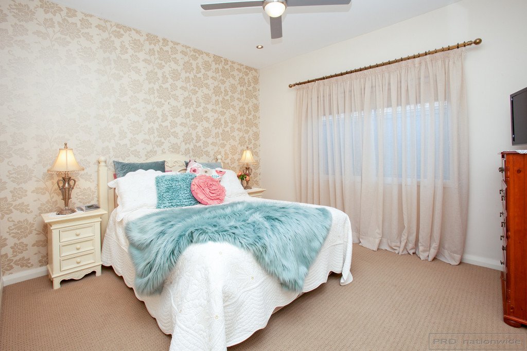 16 Anne Street HEDDON GRETA 16