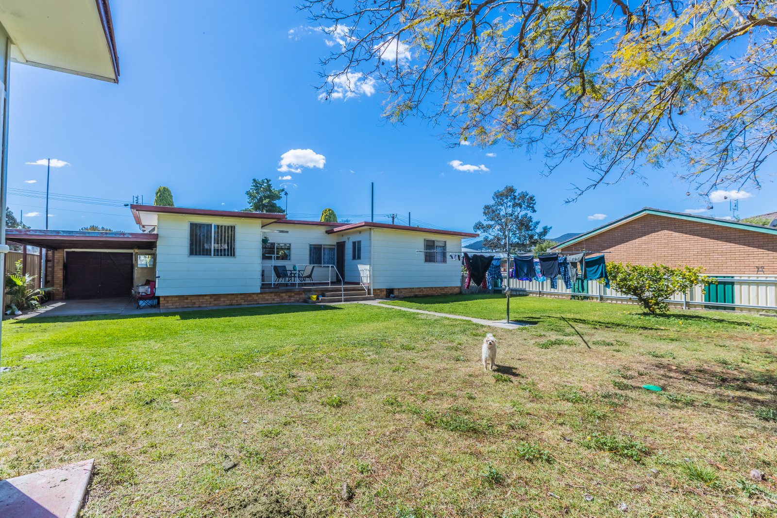 16 Anne Street TAMWORTH 4