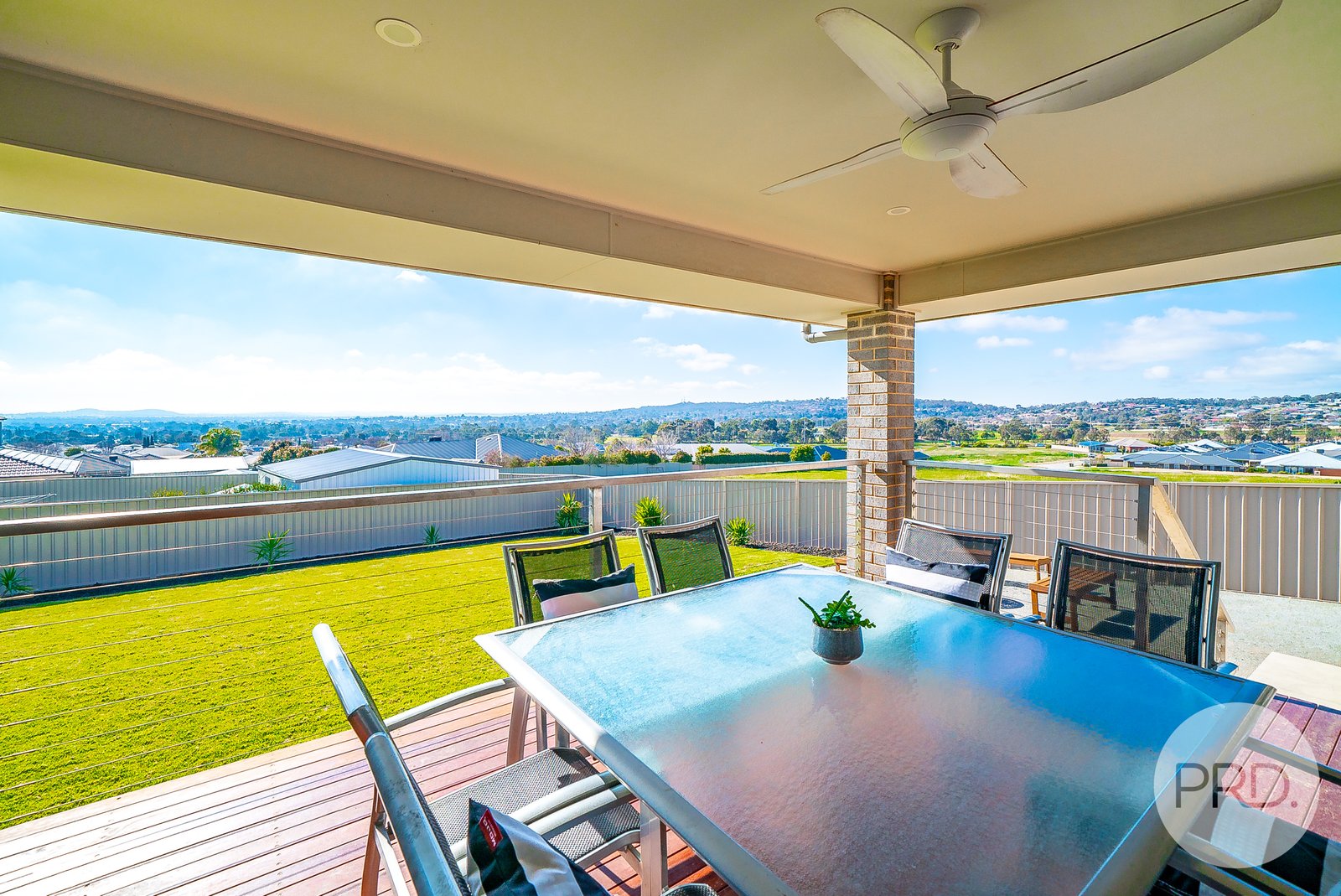 16 Ansett Street LLOYD 4