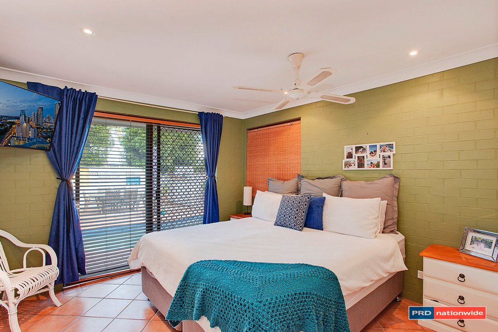 16 Anthony Drive BURLEIGH WATERS 10
