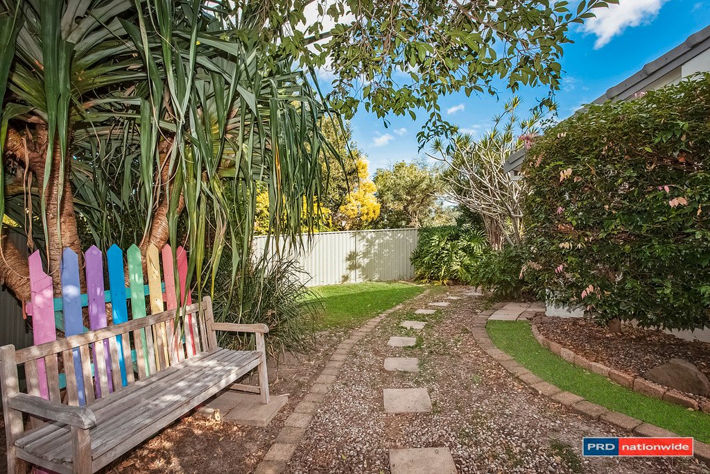 16 Anthony Drive BURLEIGH WATERS 14