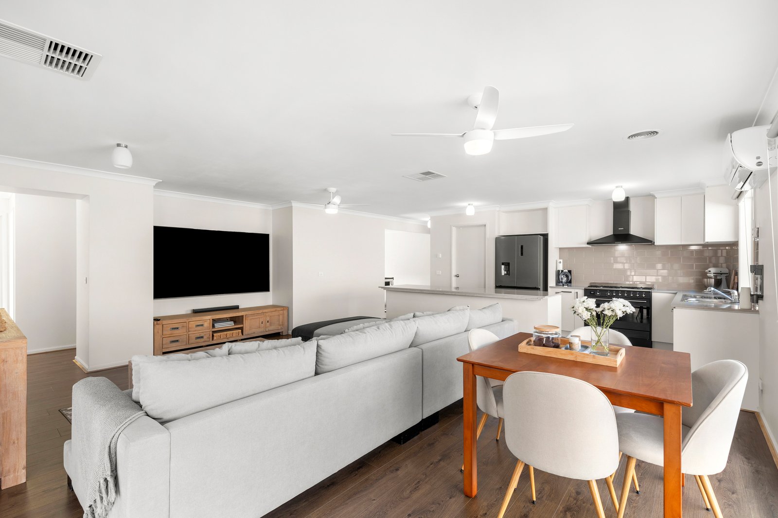 Gallery: 16 Arenal Street