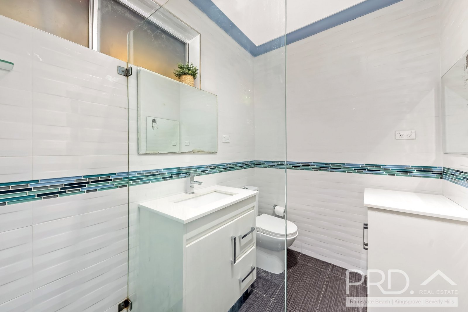 16 Armitree Street KINGSGROVE 8