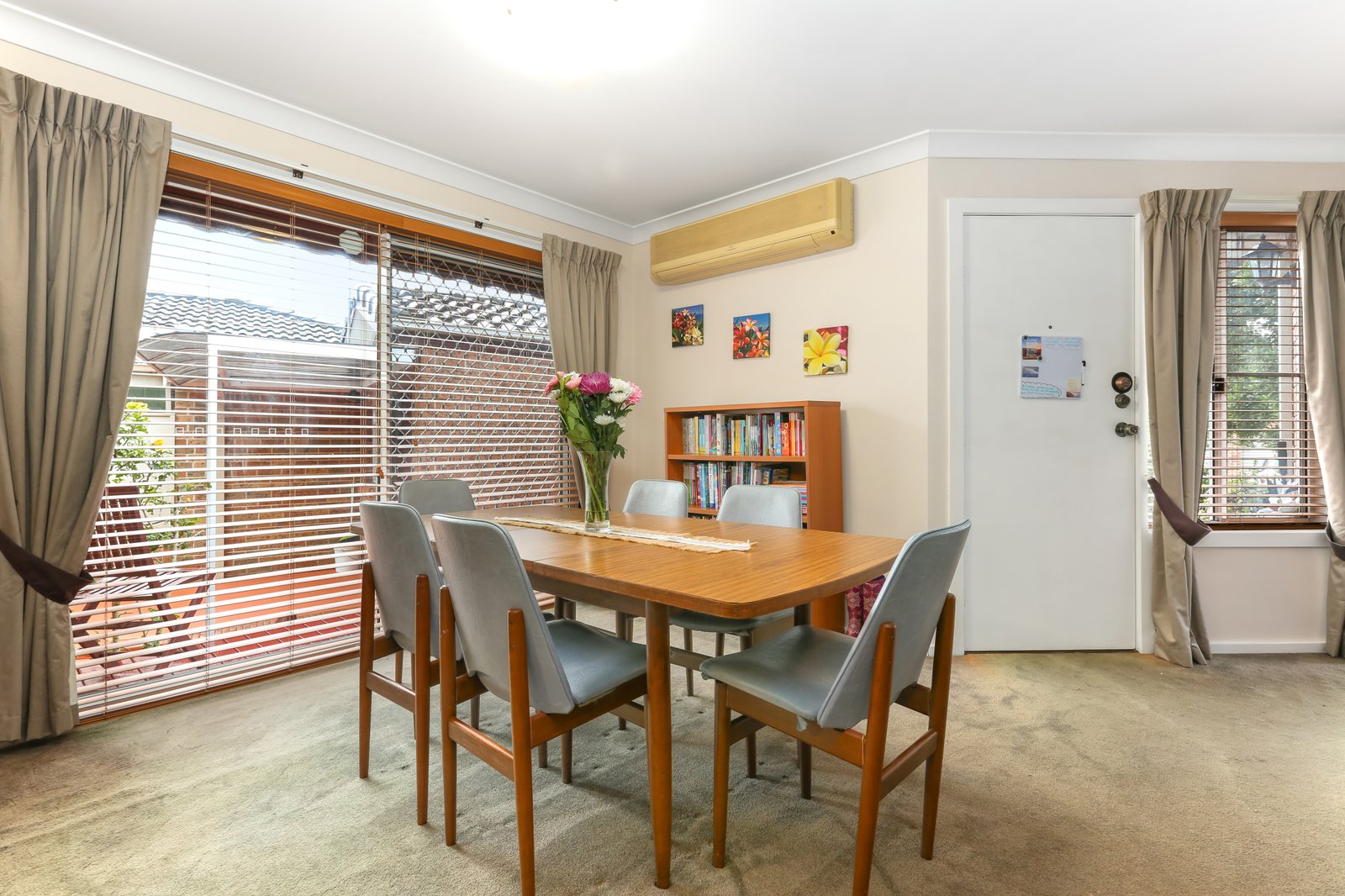 16 Ashmore Crescent KANAHOOKA 4