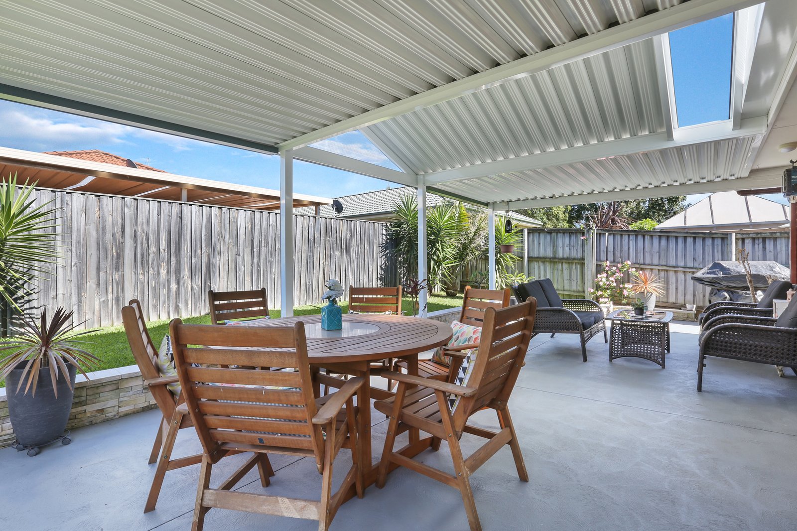 16 Ashwood Place HORSLEY 7