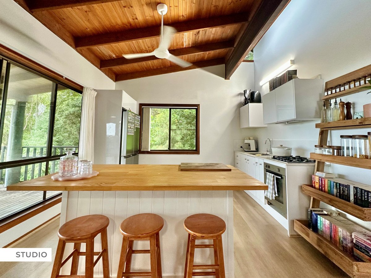 16 Athelstan Terrace Tomewin 24