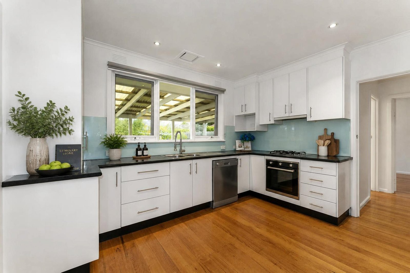 Gallery: 16 Avoca Street