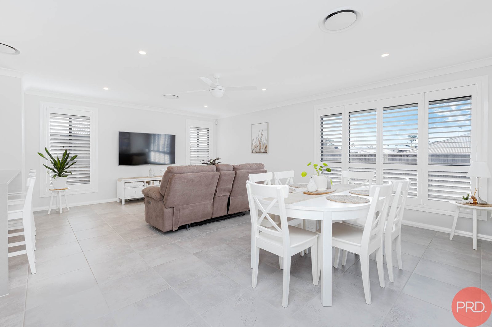 16 Avocet Street ABERGLASSLYN 8