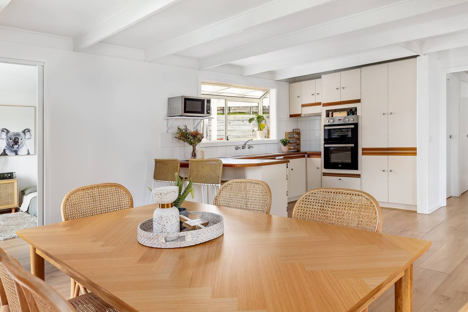 Real Estate and Property in 16 Avondale Court, Rye, VIC