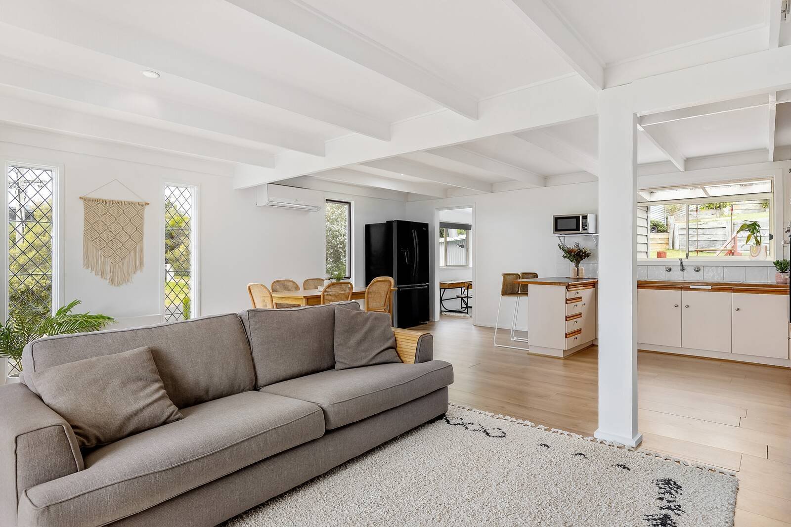 Real Estate and Property in 16 Avondale Court, Rye, VIC