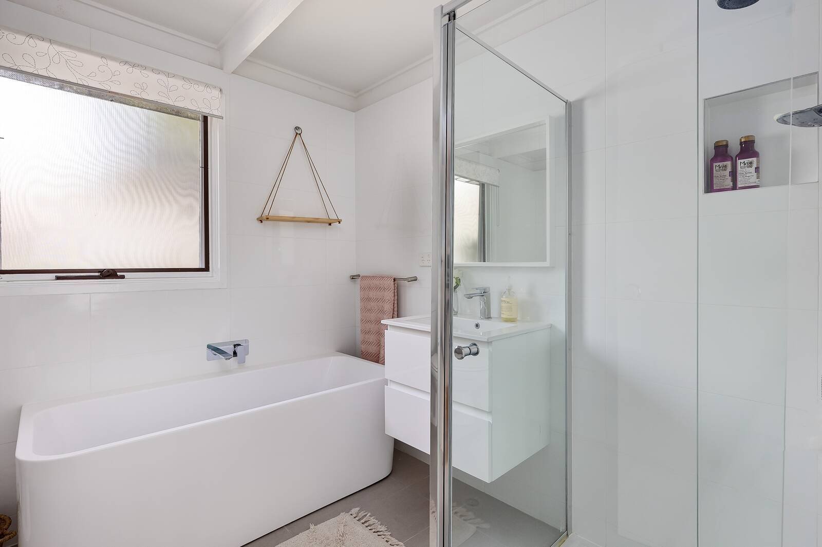 Real Estate and Property in 16 Avondale Court, Rye, VIC