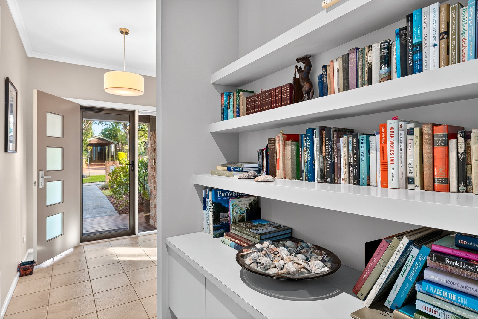 Gallery: 1/6 Bales Street
