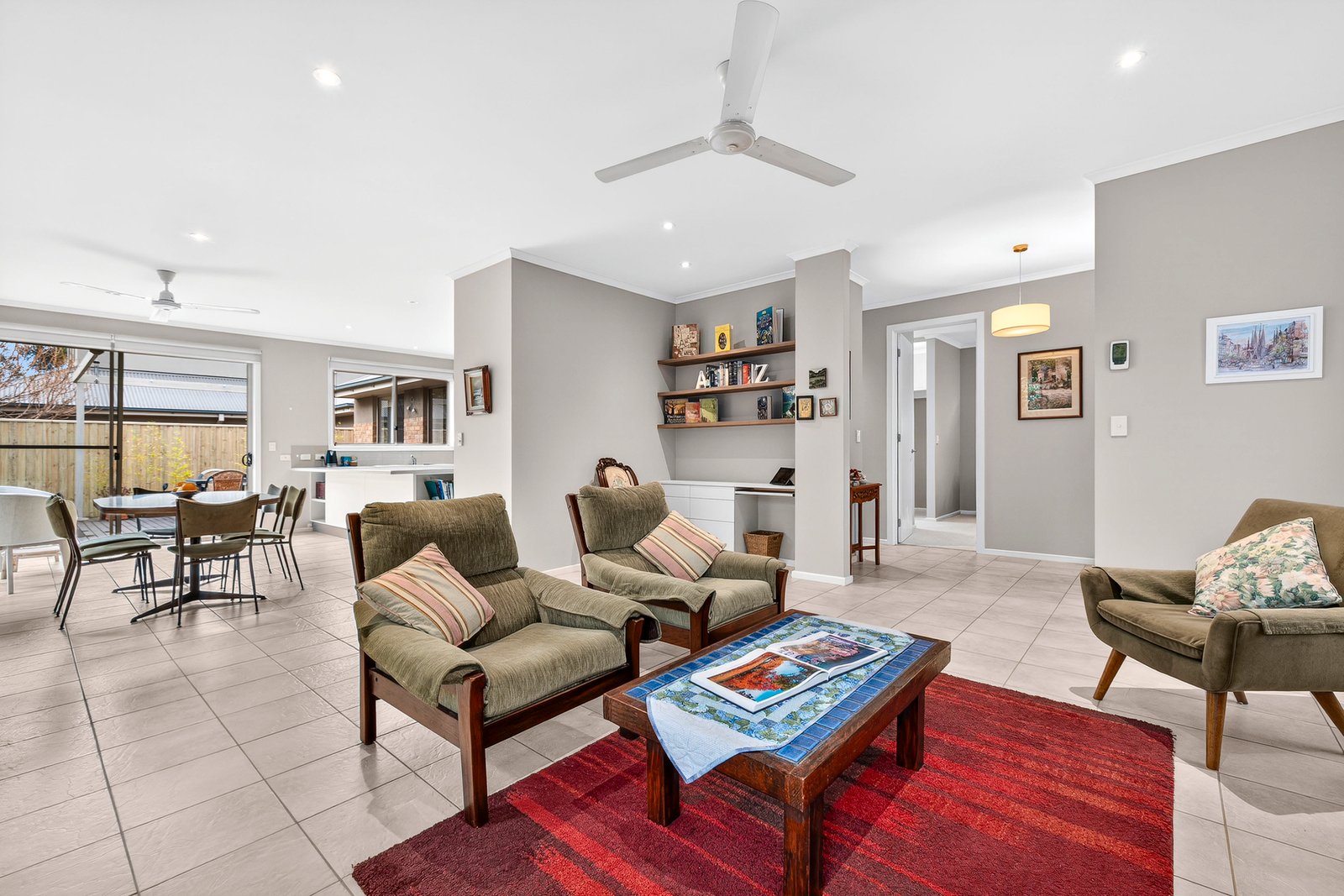 Gallery: 1/6 Bales Street