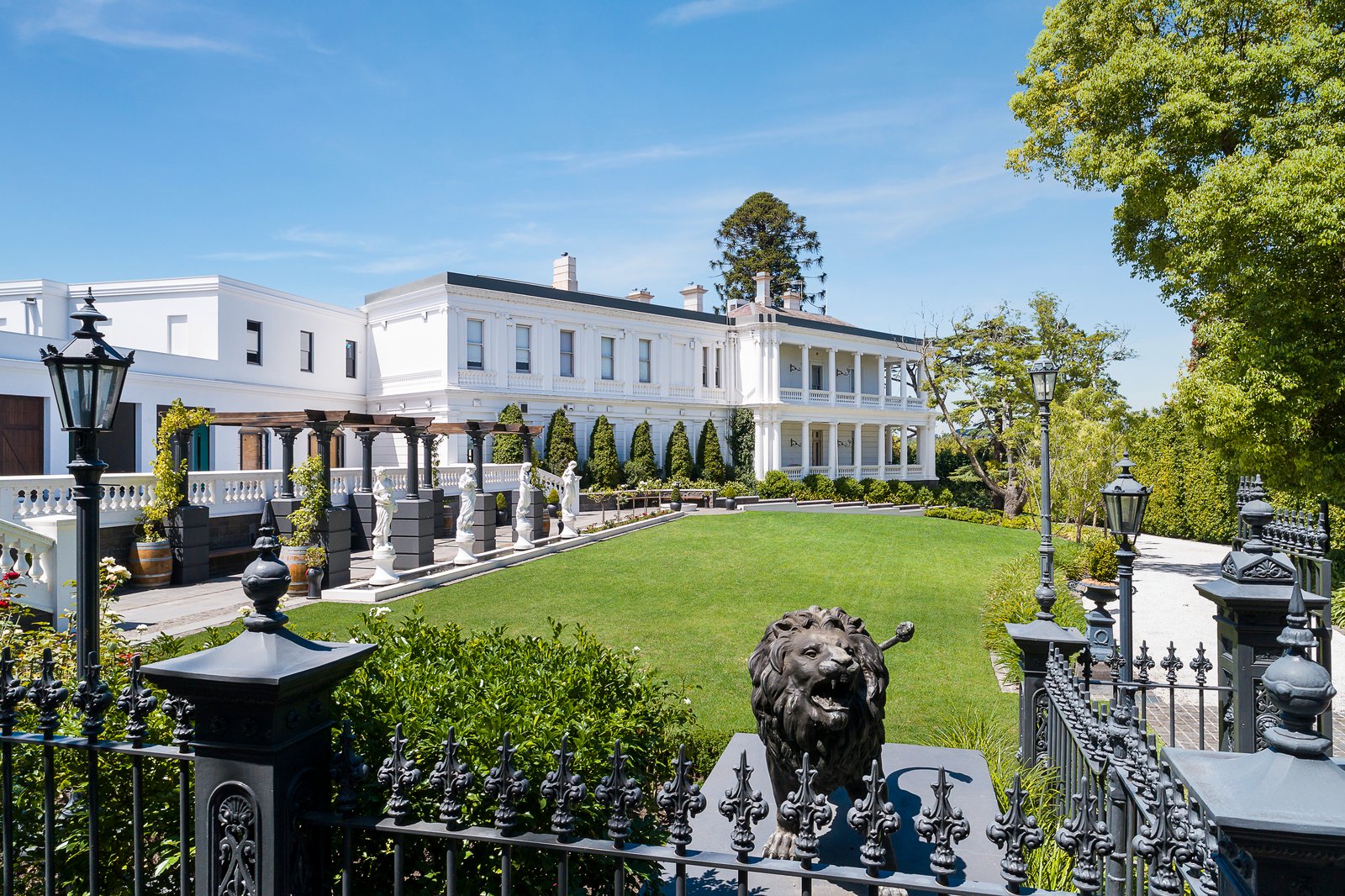 Real Estate and Property in 16 Balwyn Road, Canterbury, VIC