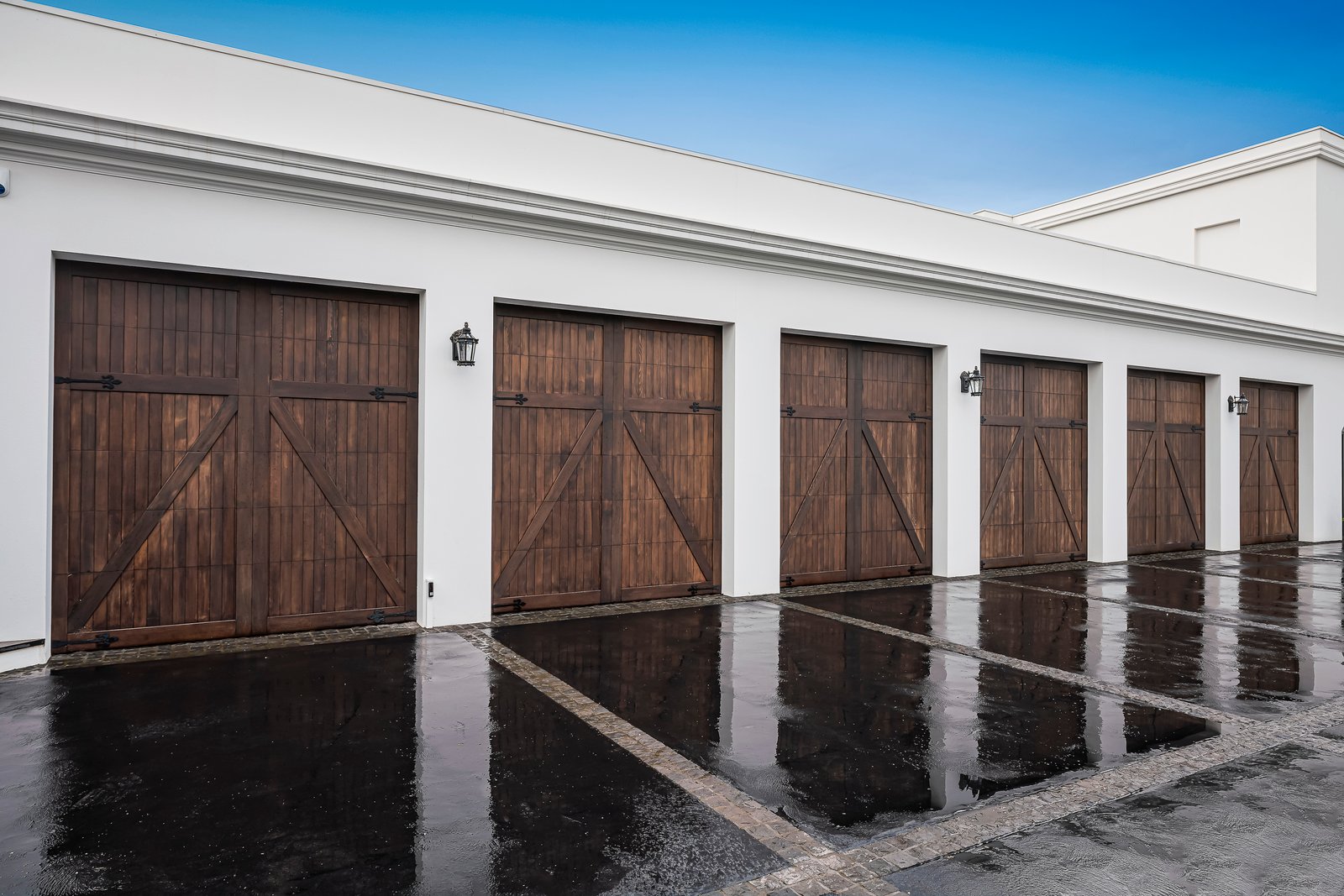 Real Estate and Property in 16 Balwyn Road, Canterbury, VIC