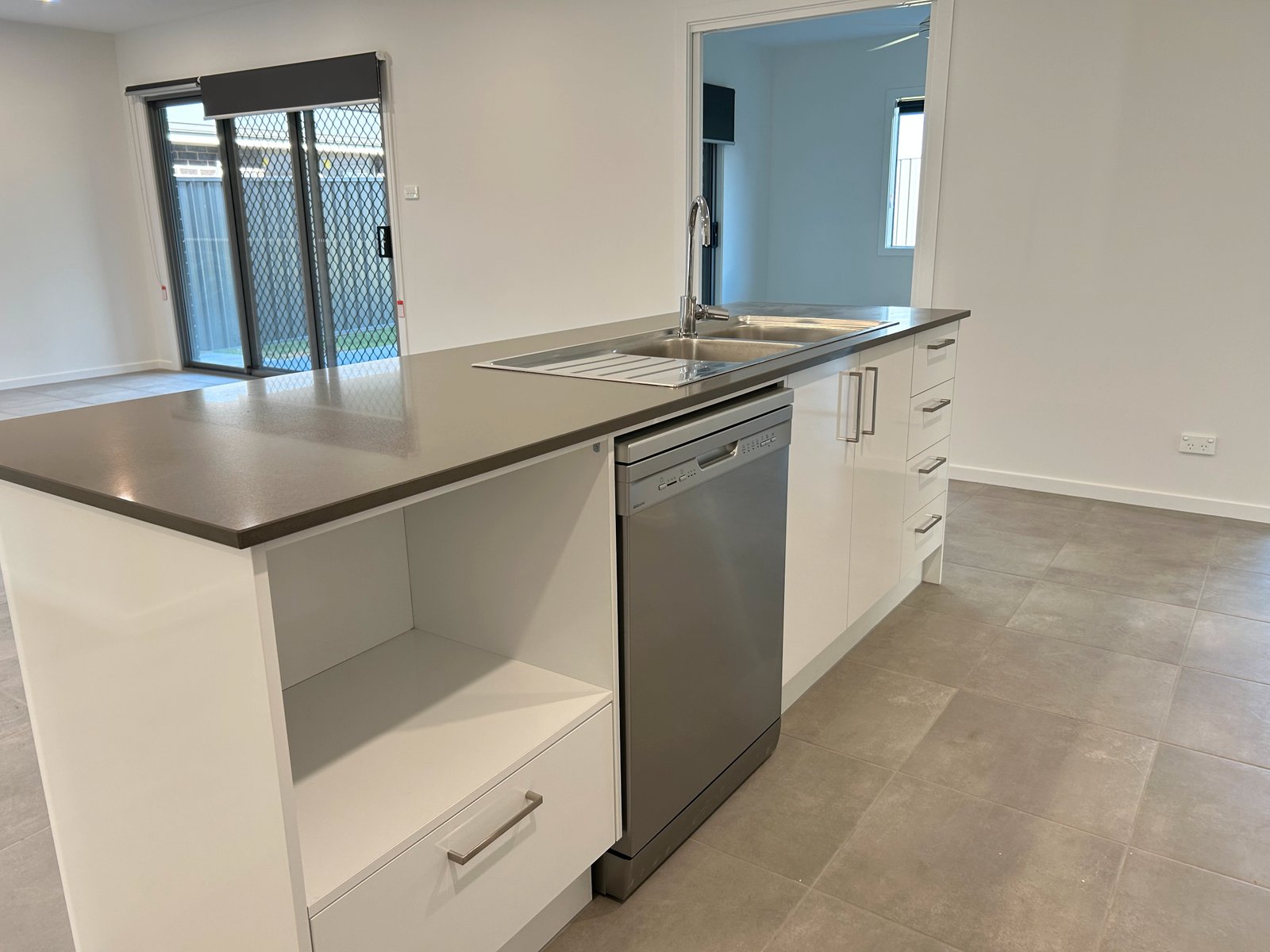 16 Bangalay St  Heddon Greta 3