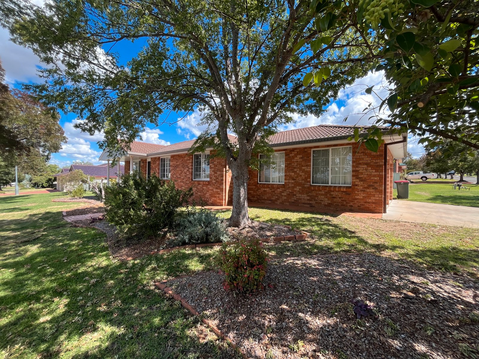 16 Banjos Circuit HILLVUE 1