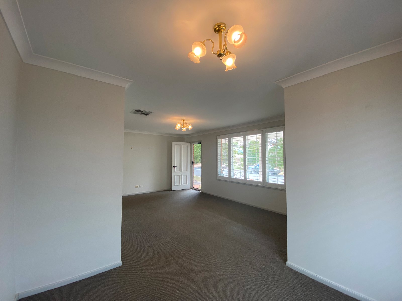 16 Banjos Circuit HILLVUE 13