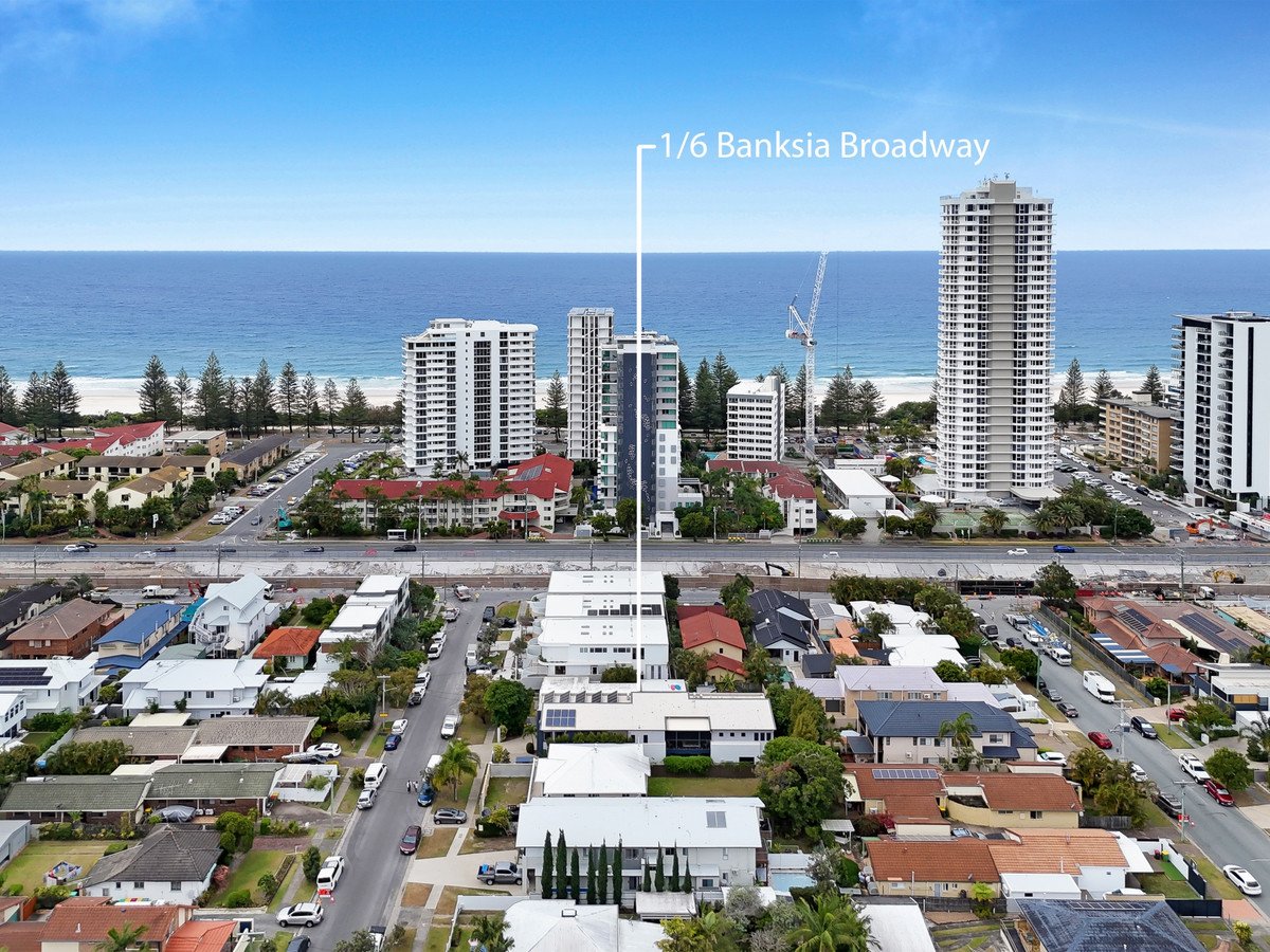 1/6 Banksia Broadway  Burleigh Heads 2