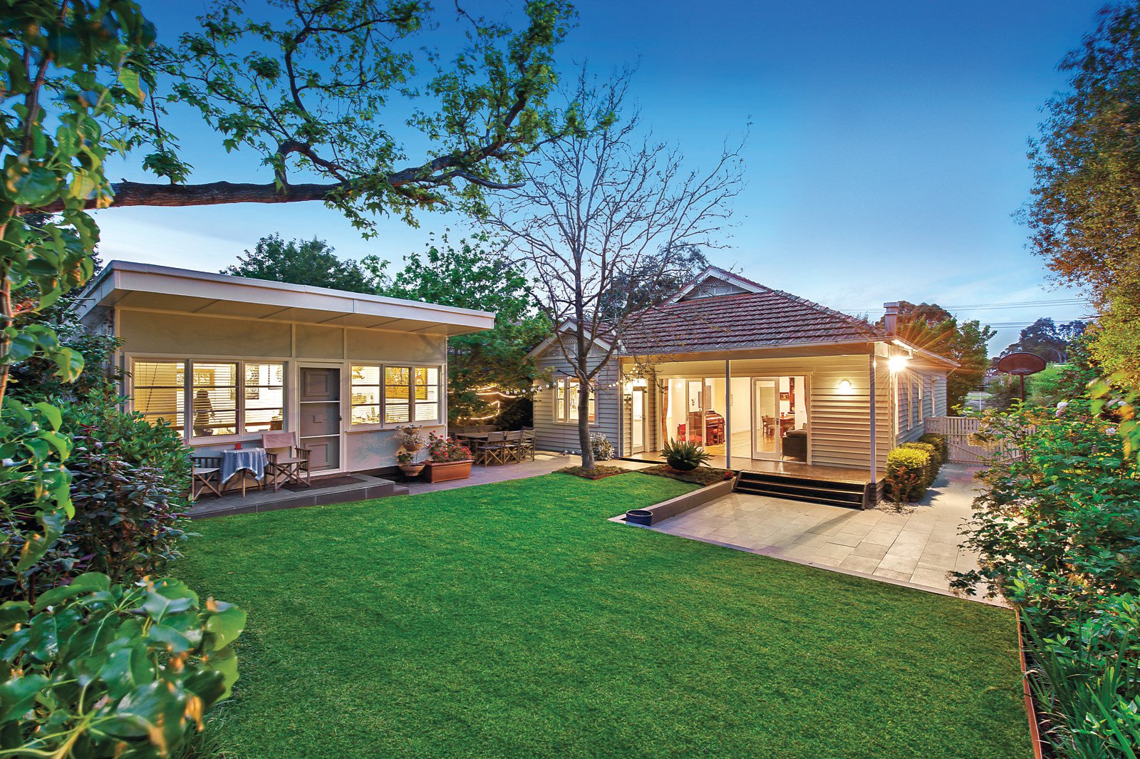 16 Banool Road, Surrey Hills, VIC