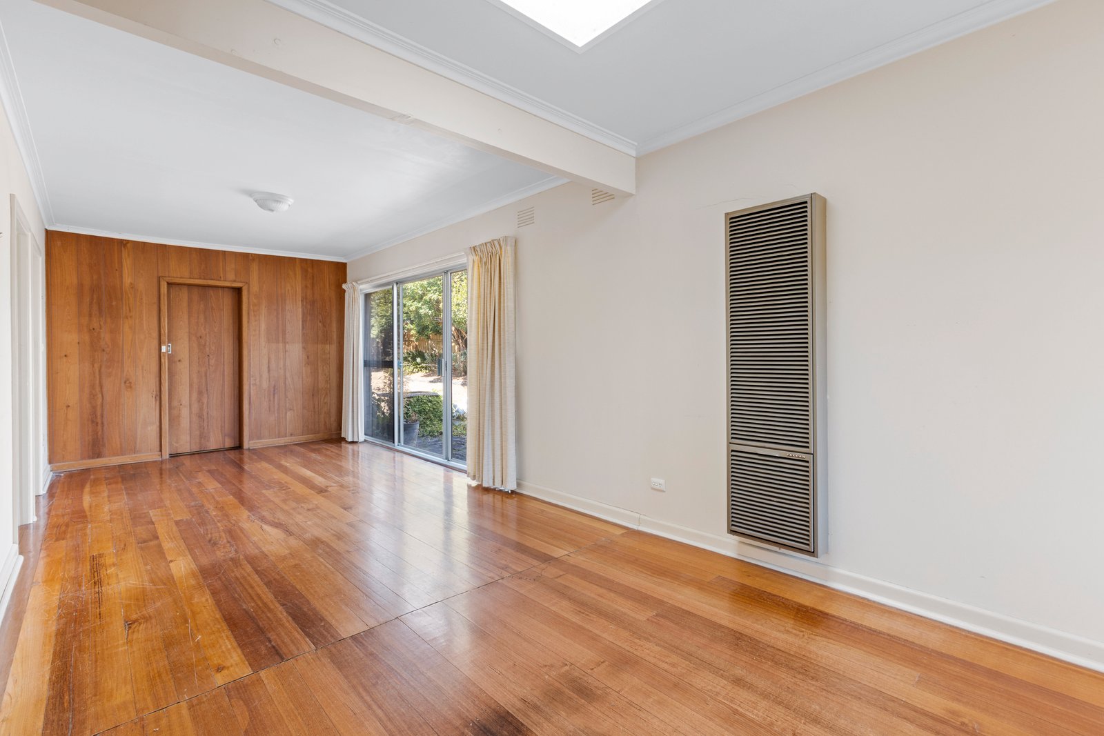 Gallery: 16 Barbara Avenue