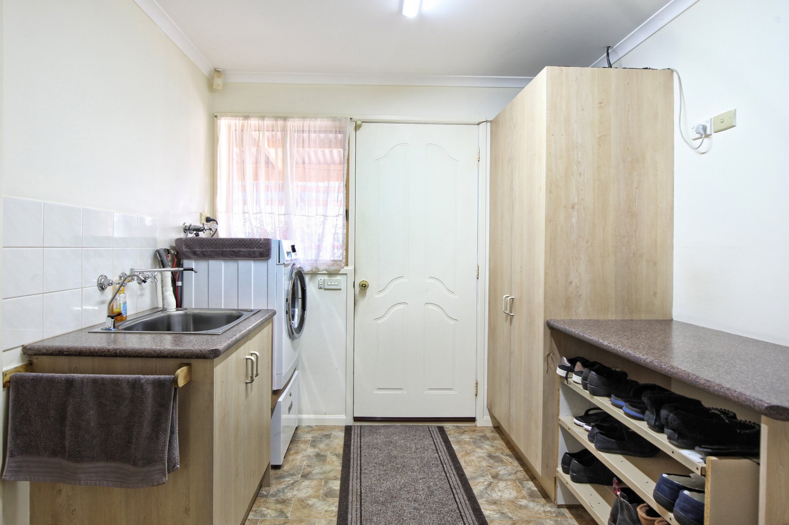 Real Estate and Property in 16 Barbara Street, Woodend, VIC