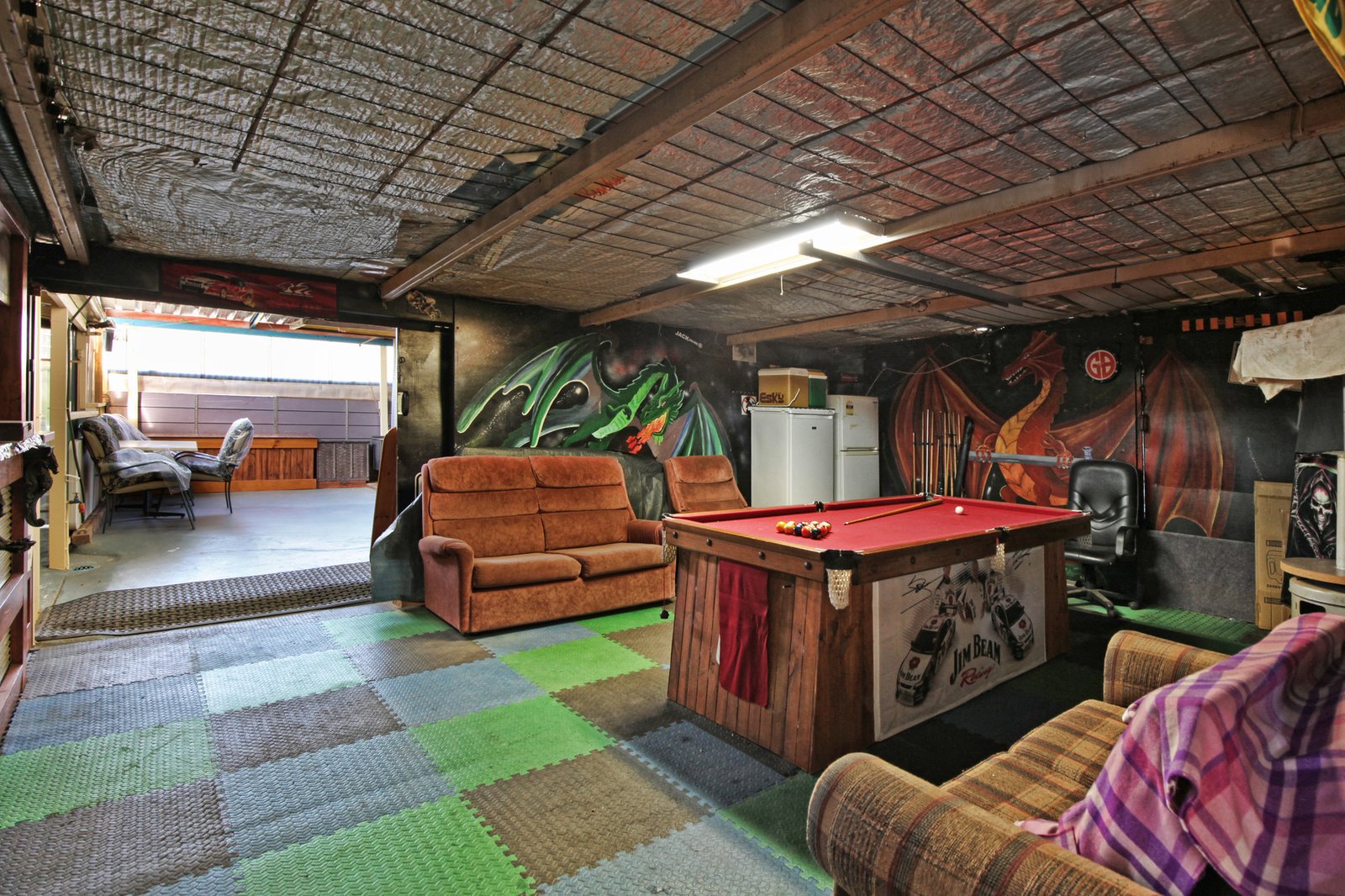 Real Estate and Property in 16 Barbara Street, Woodend, VIC