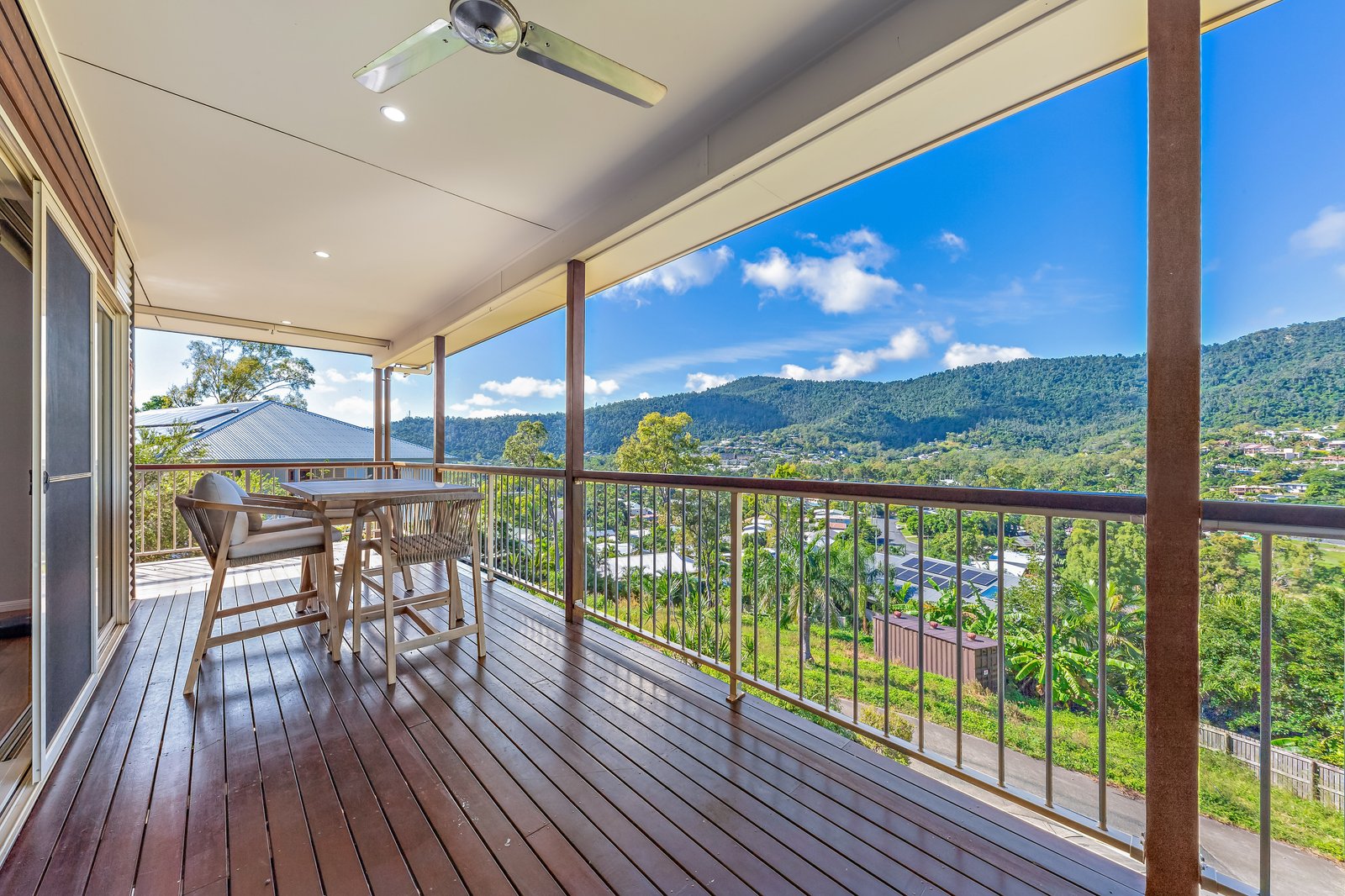 16 Beth Court CANNONVALE 2