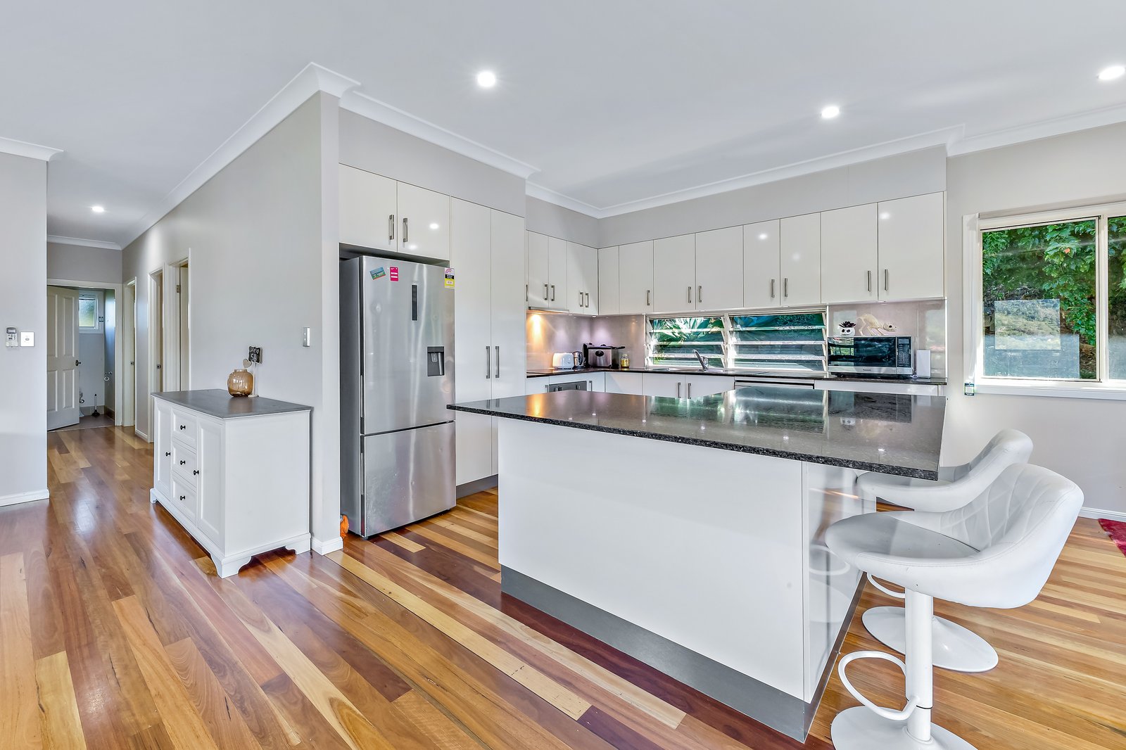 16 Beth Court CANNONVALE 9