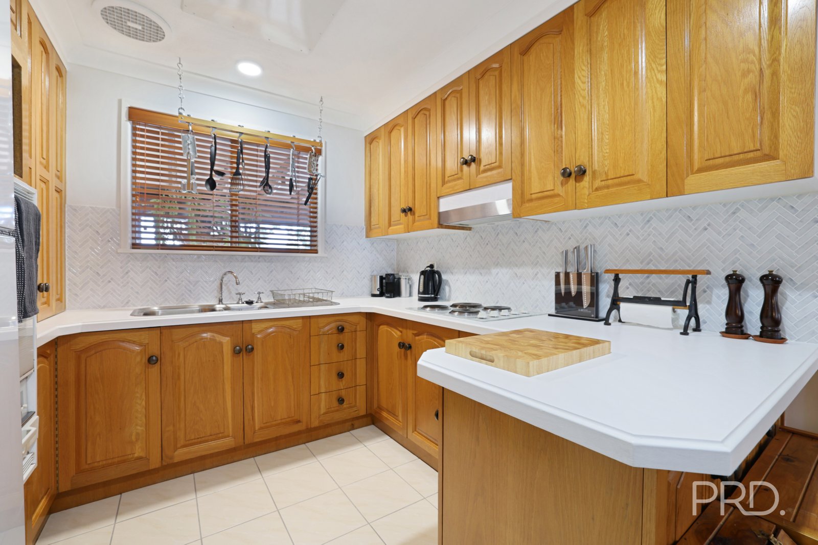 16 Bilkurra Street TAMWORTH 12
