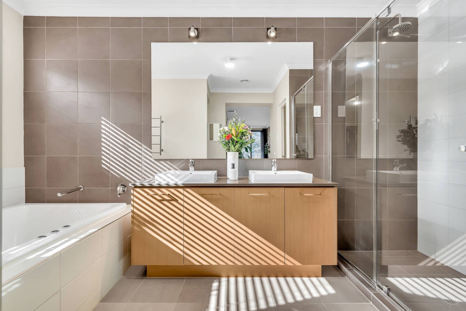 Real Estate and Property in 16 Bluegum Circuit, Riddells Creek, VIC