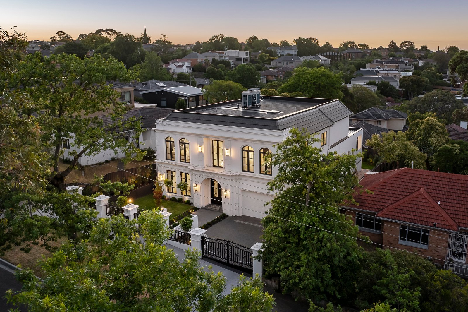 16 Bolinda Road, Balwyn North, 3104