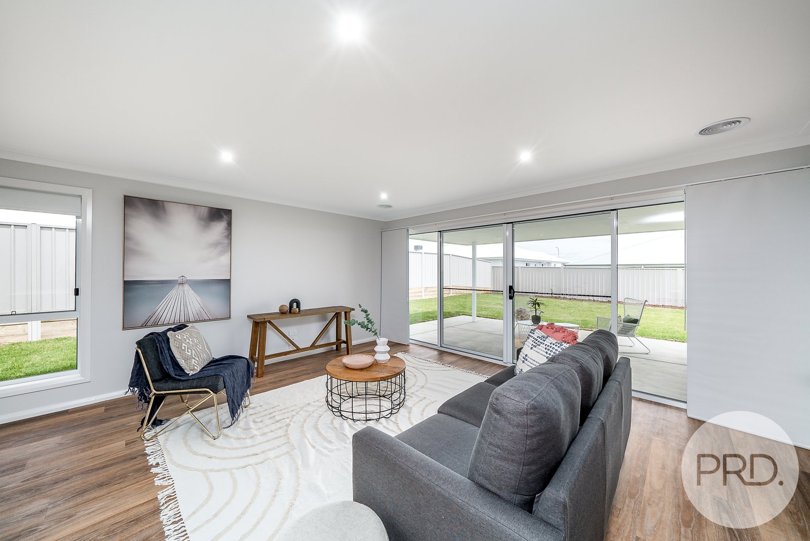 16 Bondi Crescent GOBBAGOMBALIN 11