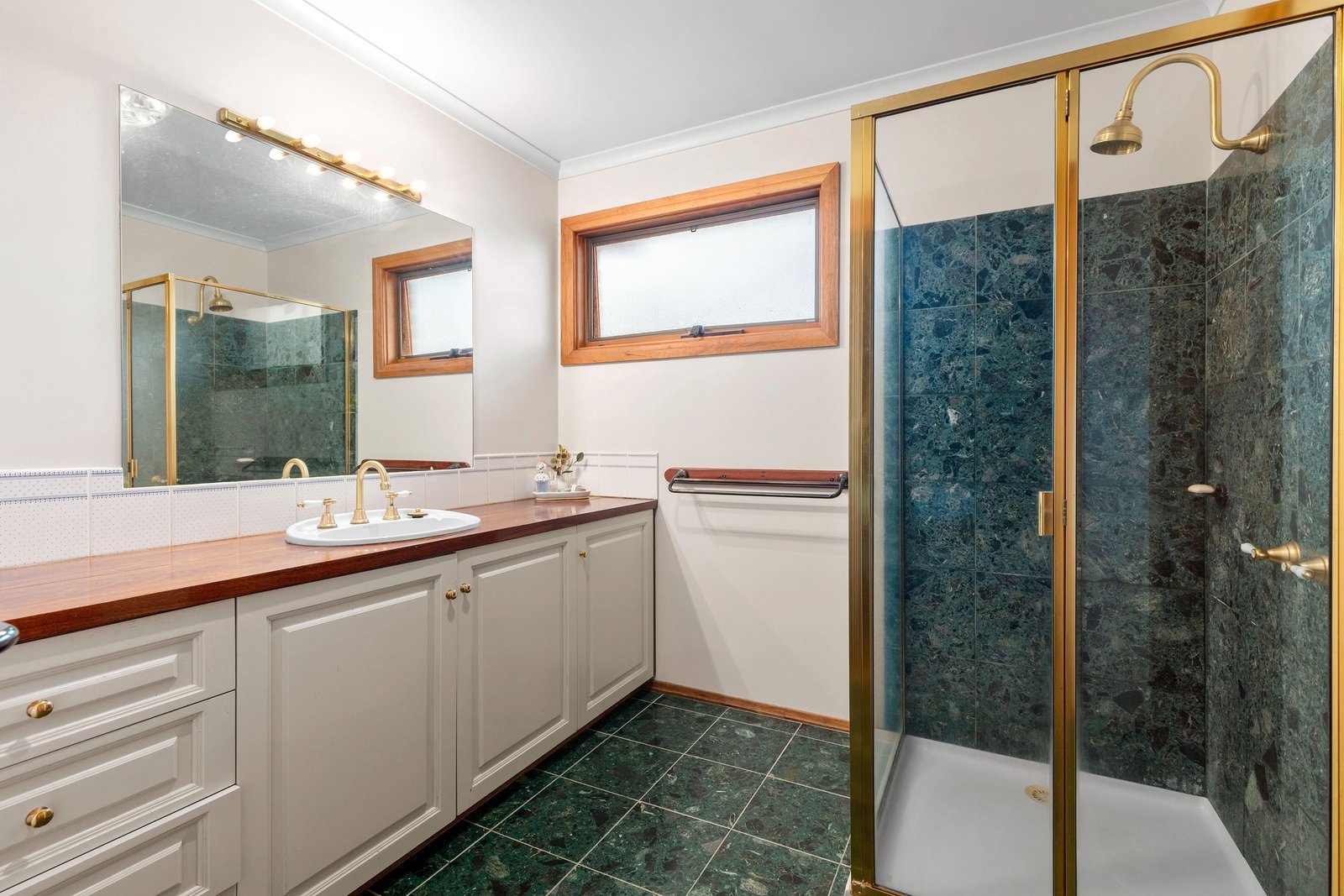 Real Estate and Property in 16 Bonnyvale Road, Ocean Grove, VIC