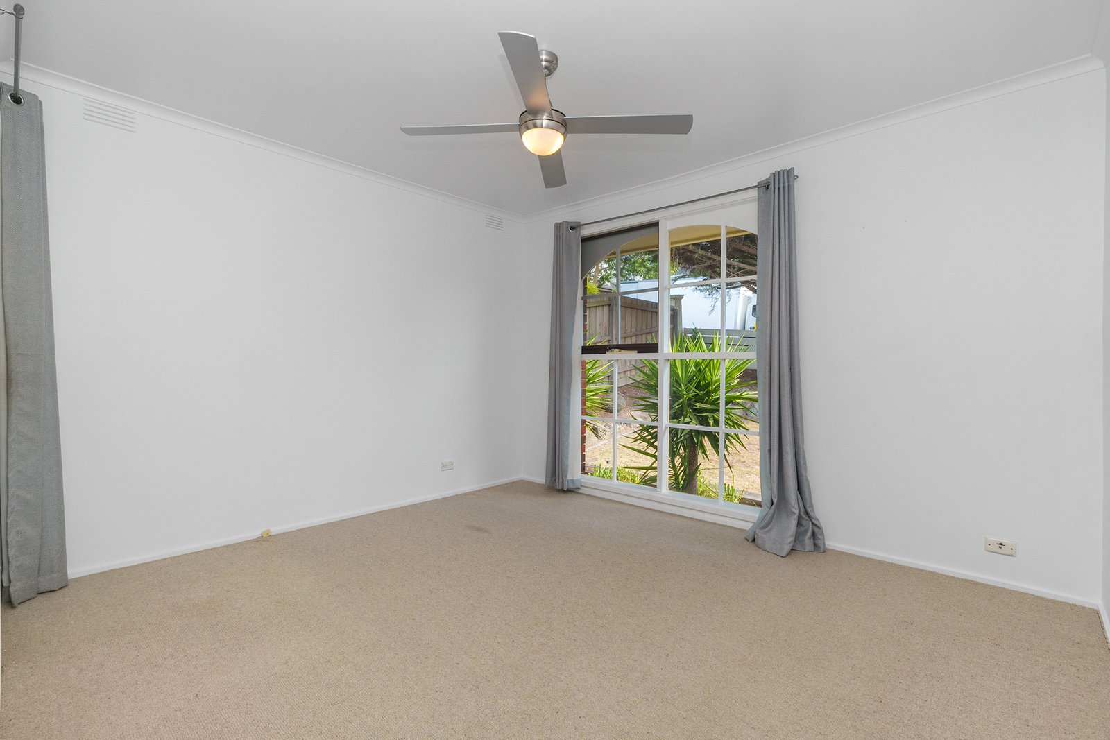 Real Estate and Property in 16 Boronia Grove, Doncaster East, VIC