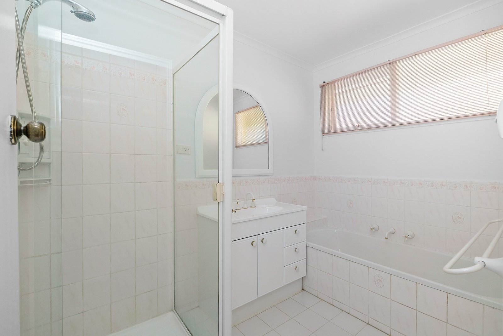 Real Estate and Property in 16 Boronia Grove, Doncaster East, VIC