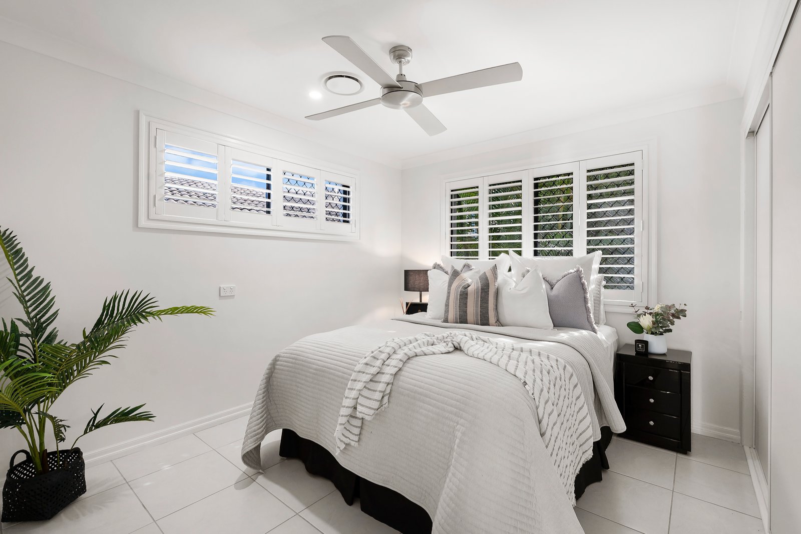 16 Bosun Blvd  BANORA POINT 10