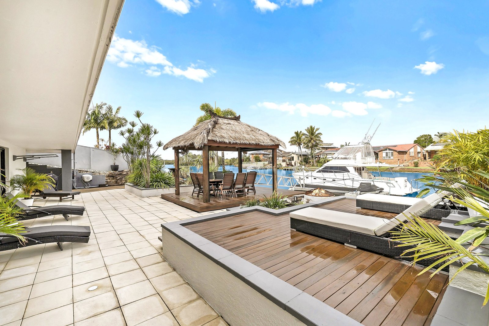 16 Bosun Blvd  BANORA POINT 11