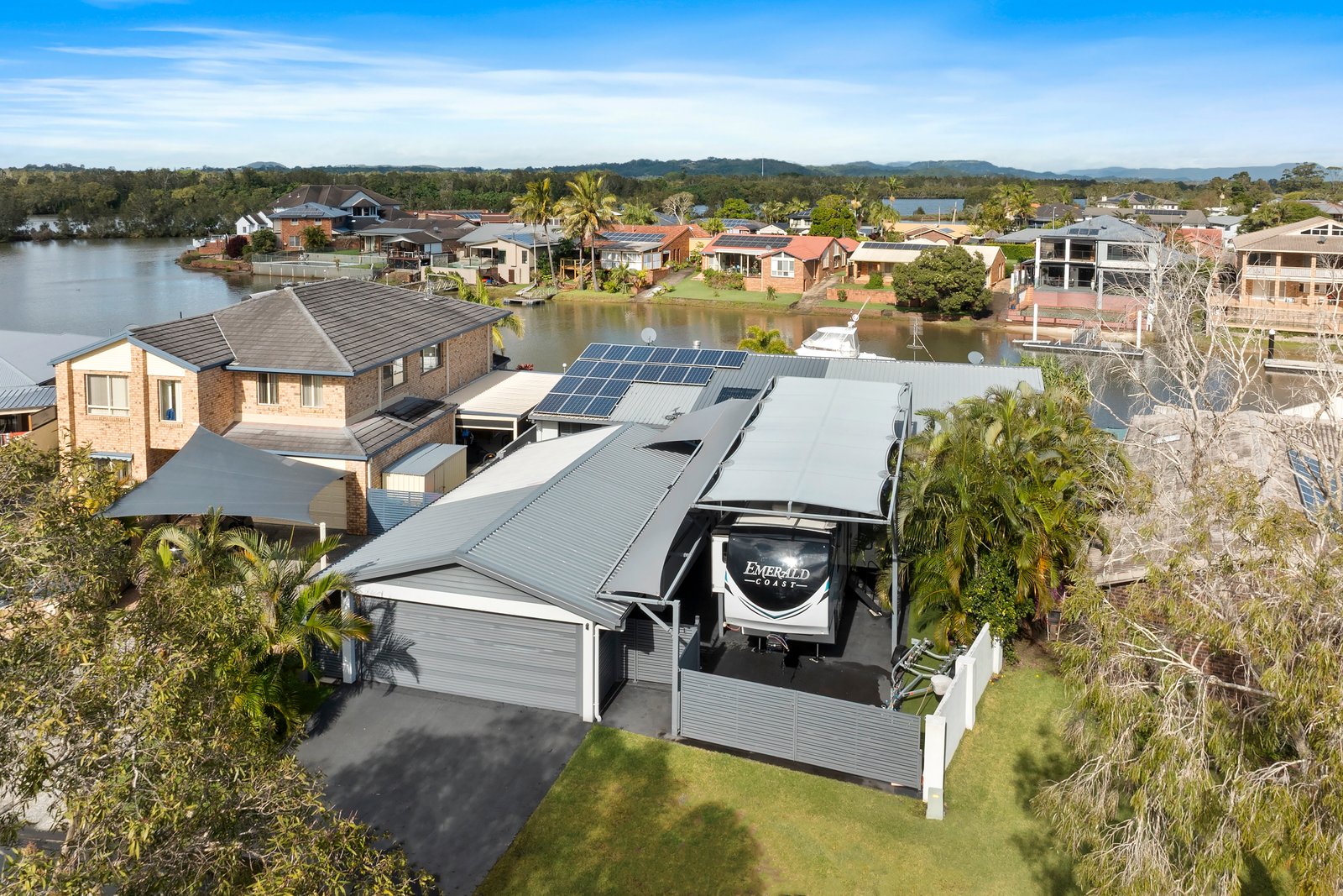 16 Bosun Blvd  BANORA POINT 17