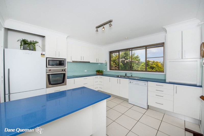 16 Bourne Boulevard NELSON BAY 14