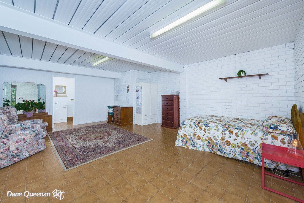 16 Bourne Boulevard NELSON BAY 17